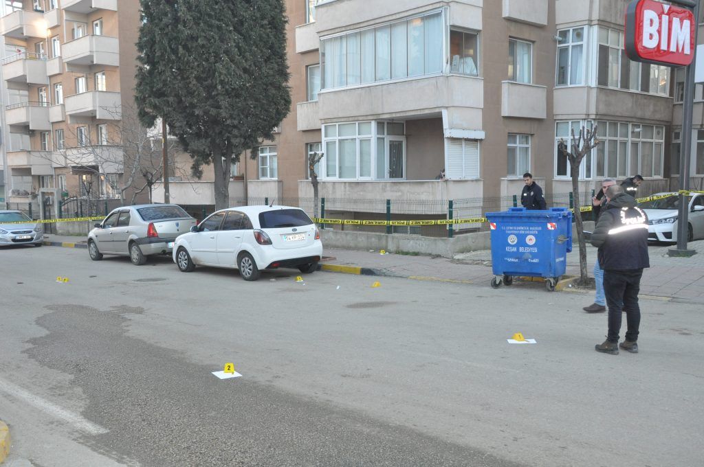 Keşan’da Eşini ve Kayınpederini Vurup, İntihara Kalkıştı.