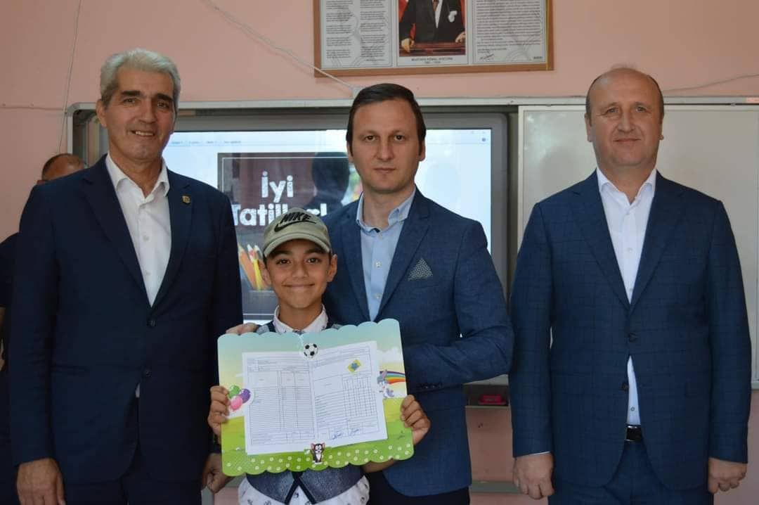 İpsala'da 2786 Öğrenci Karne Aldı 