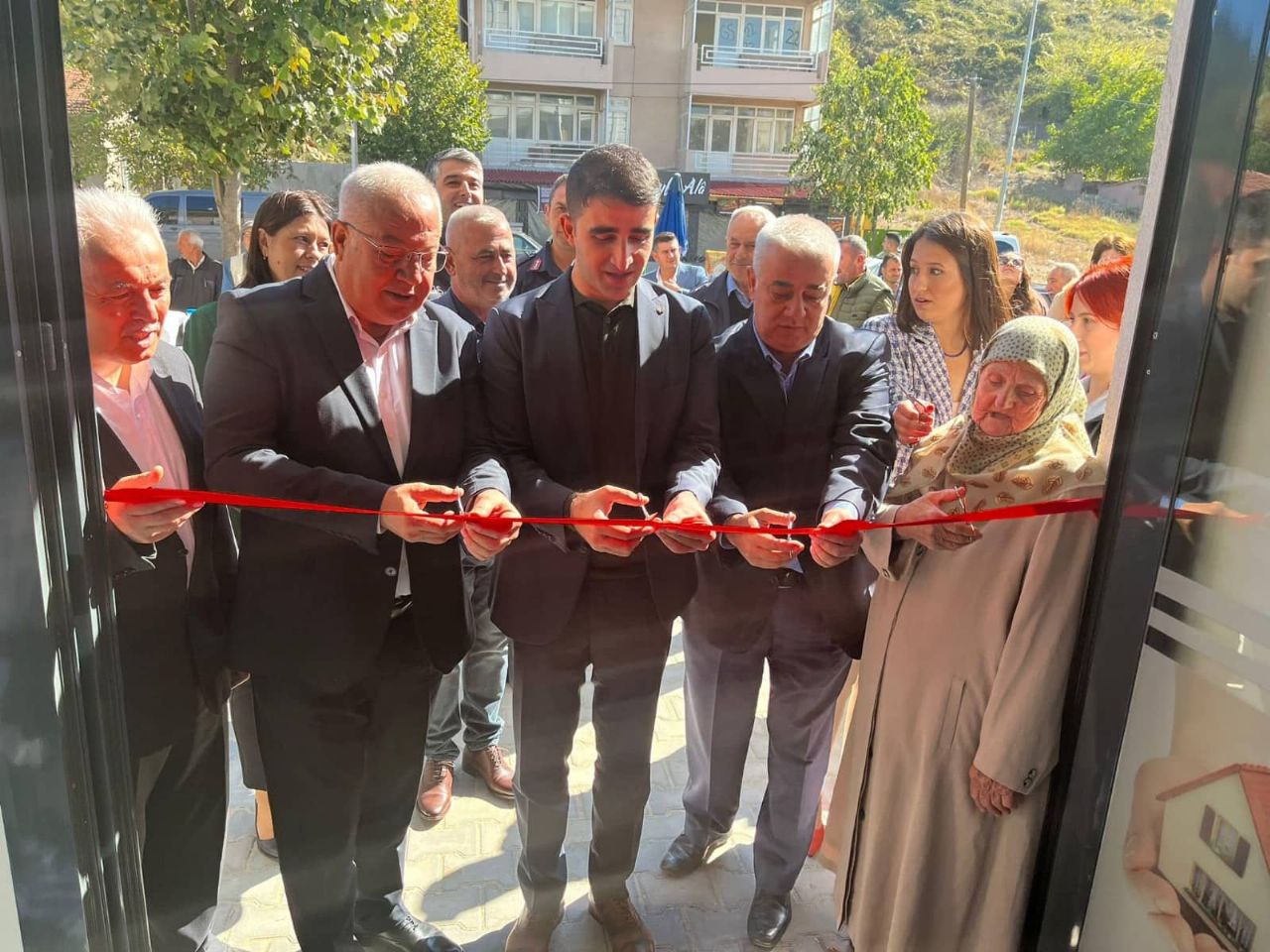 ?psala?da Harita Mühendislik Ofisi aç?ld? 