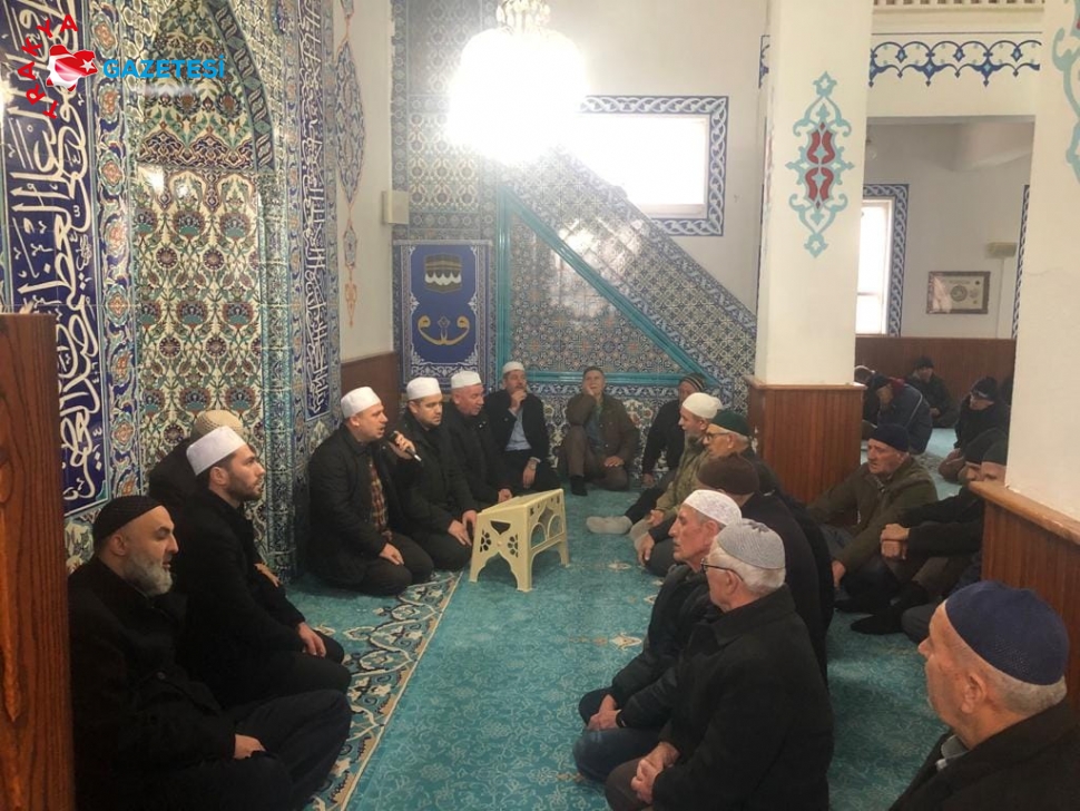Umre Yolcuları Dualarla Uğurlandı.