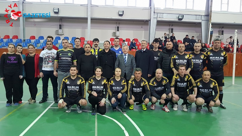 Voleybol Turnuvası Başladı