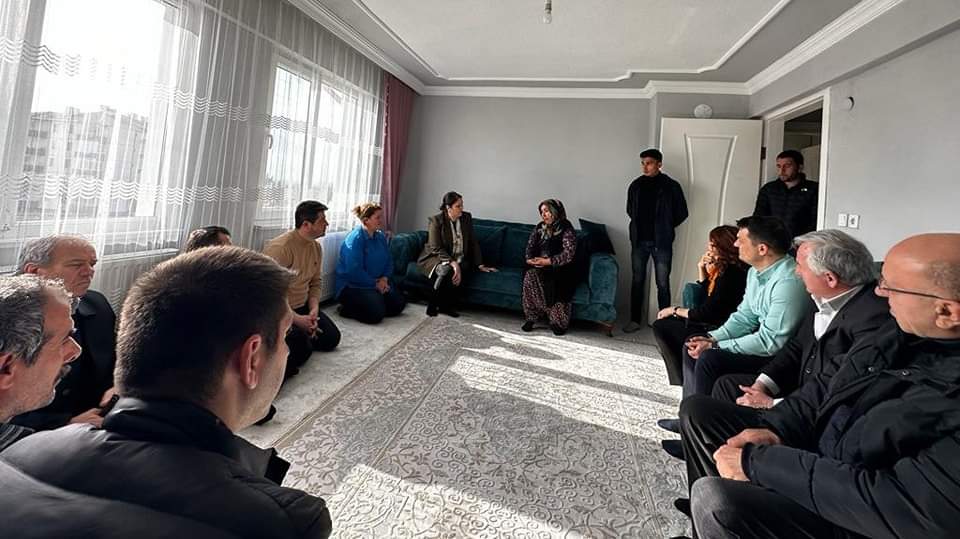 Bu Zorlu Süreci Hep Birlikte Atlatacağız”