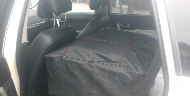 Gümrükten geçen bin adet kaçak telefon jandarmaya takıldı!