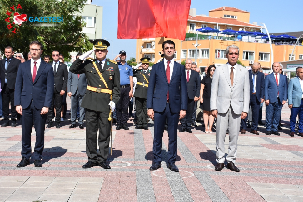  100 Yıllık Zaferi Coşku İçinde Kutladık.