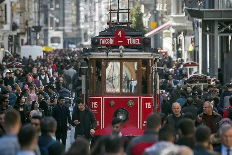 Türkiye Nüfusu 85 Milyon 372 Bini Geçti